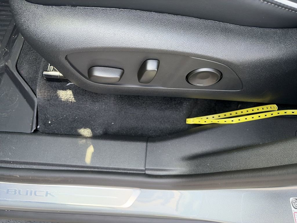 New 2026 Buick Enclave Preferred w/ Super Cruise Package image 18