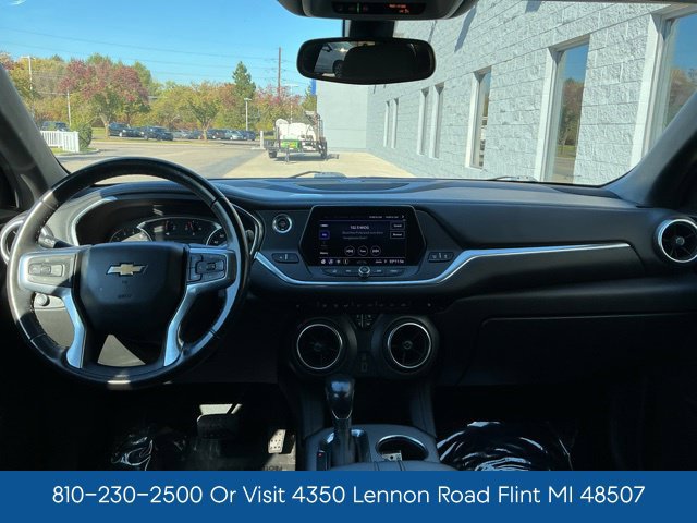 Used 2020 Chevrolet Blazer LT w/ Redline Edition FWD image 2