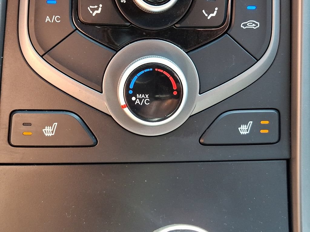 Used 2016 Hyundai Elantra Value Edition FWD image 26