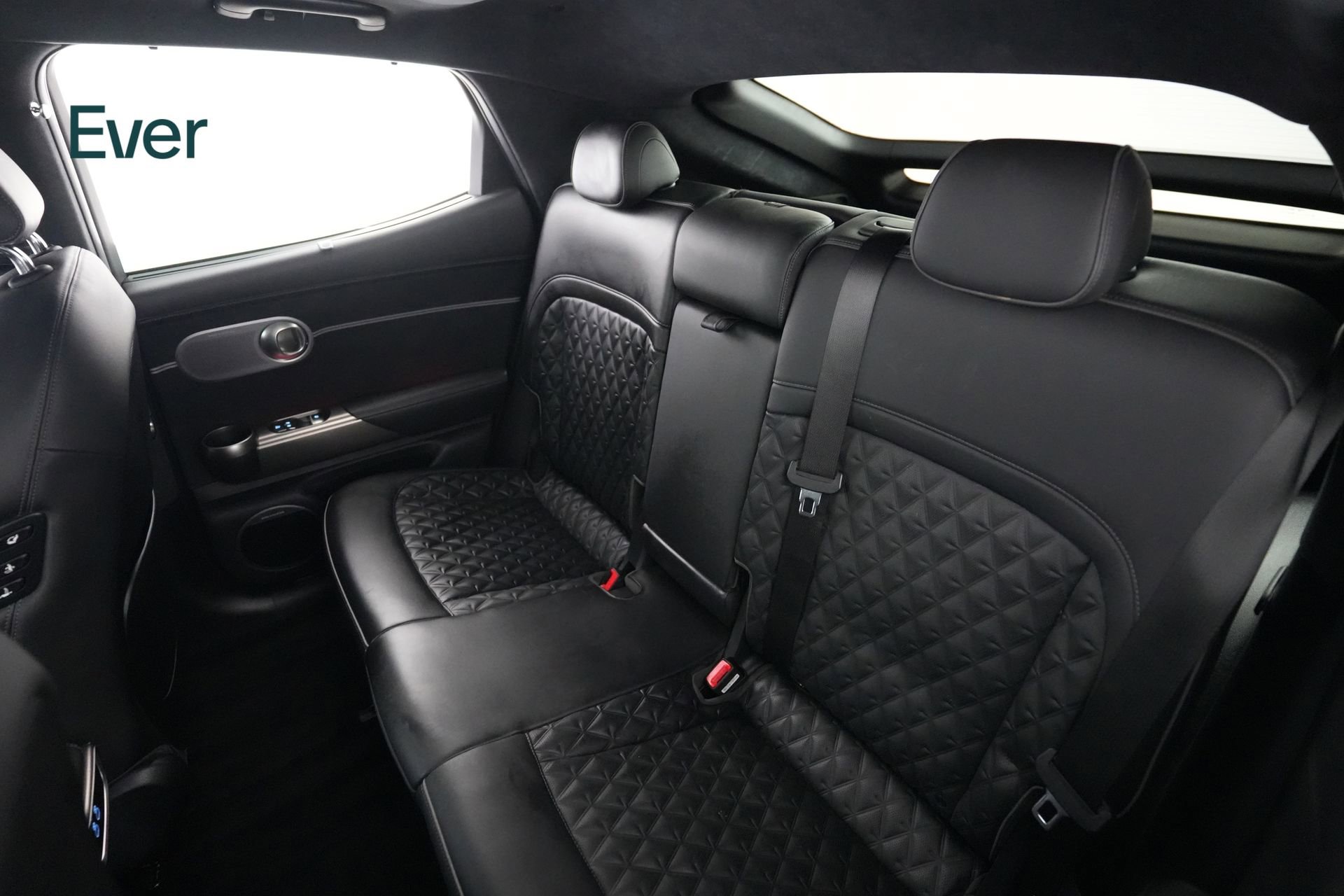 Used 2023 Genesis GV60 Performance image 24