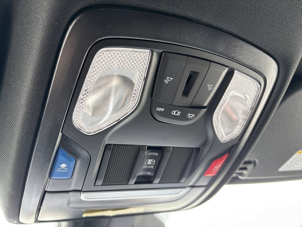 New 2026 RAM 1500 Express AWD/4WD image 19