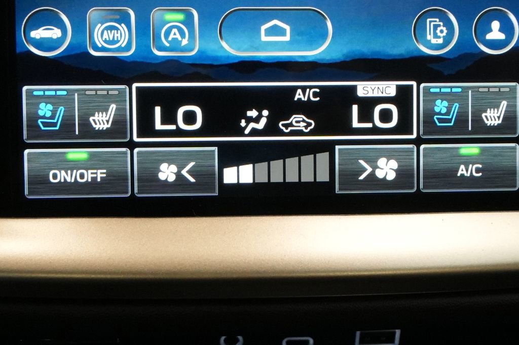 New 2025 Subaru Outback Touring XT image 36