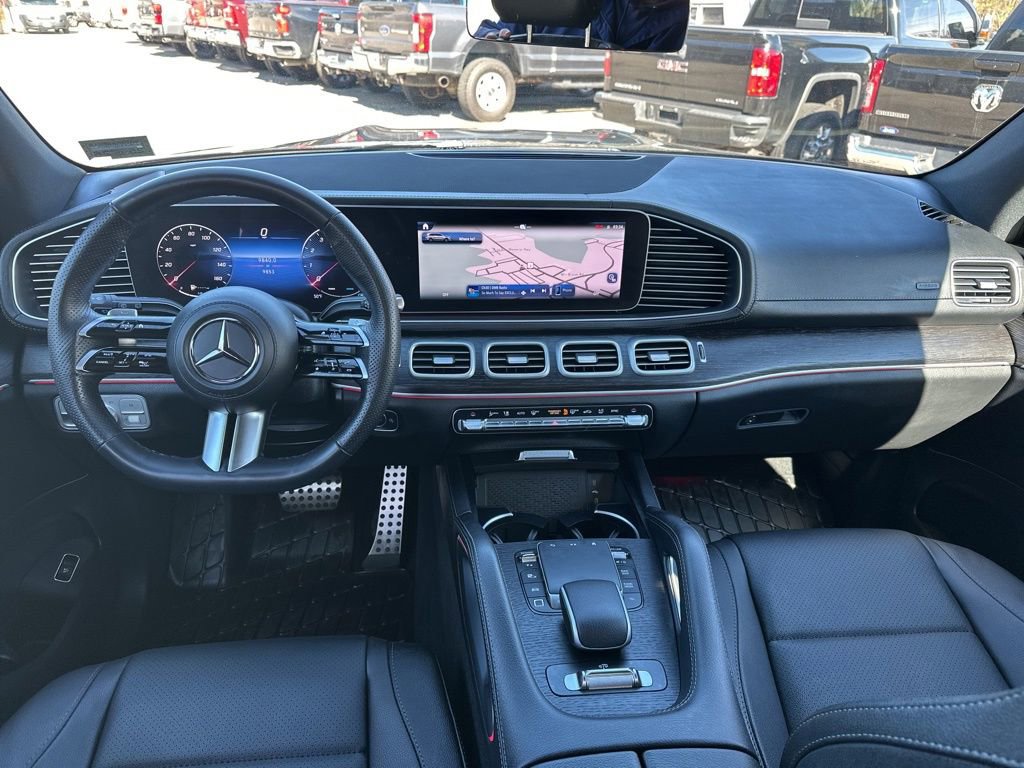 Used 2025 Mercedes-Benz GLS 450 4MATIC image 14