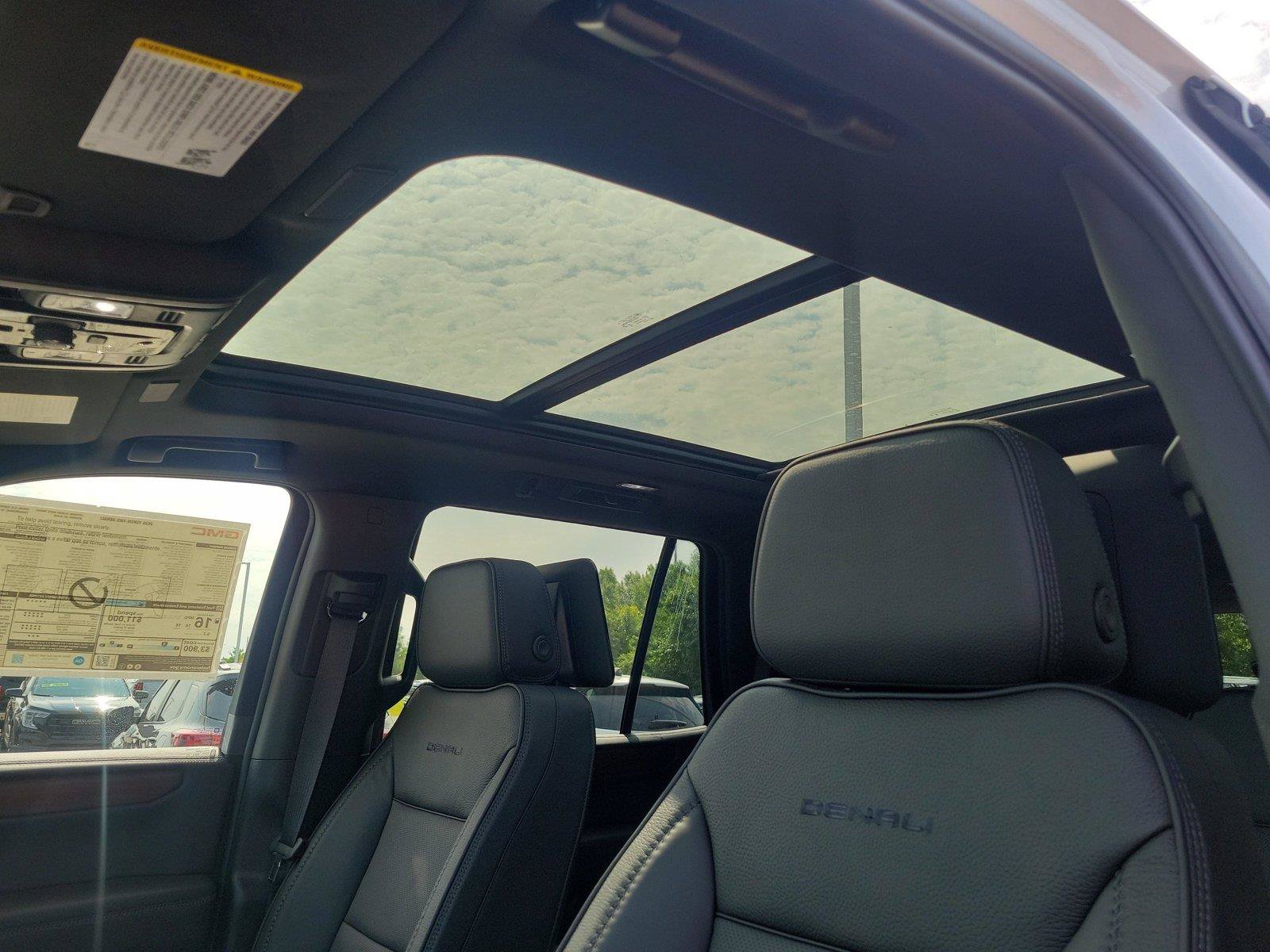 New 2026 GMC Yukon Denali w/ Advanced Technology Package AWD/4WD image 31