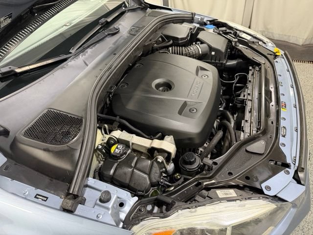 Used 2017 Volvo XC60 T6 Dynamic w/ Preferred Option Package AWD/4WD image 27