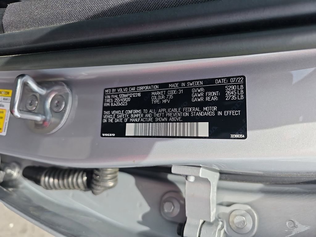 Used 2023 Volvo XC60 B5 Plus w/ Protection Package Premier FWD image 40
