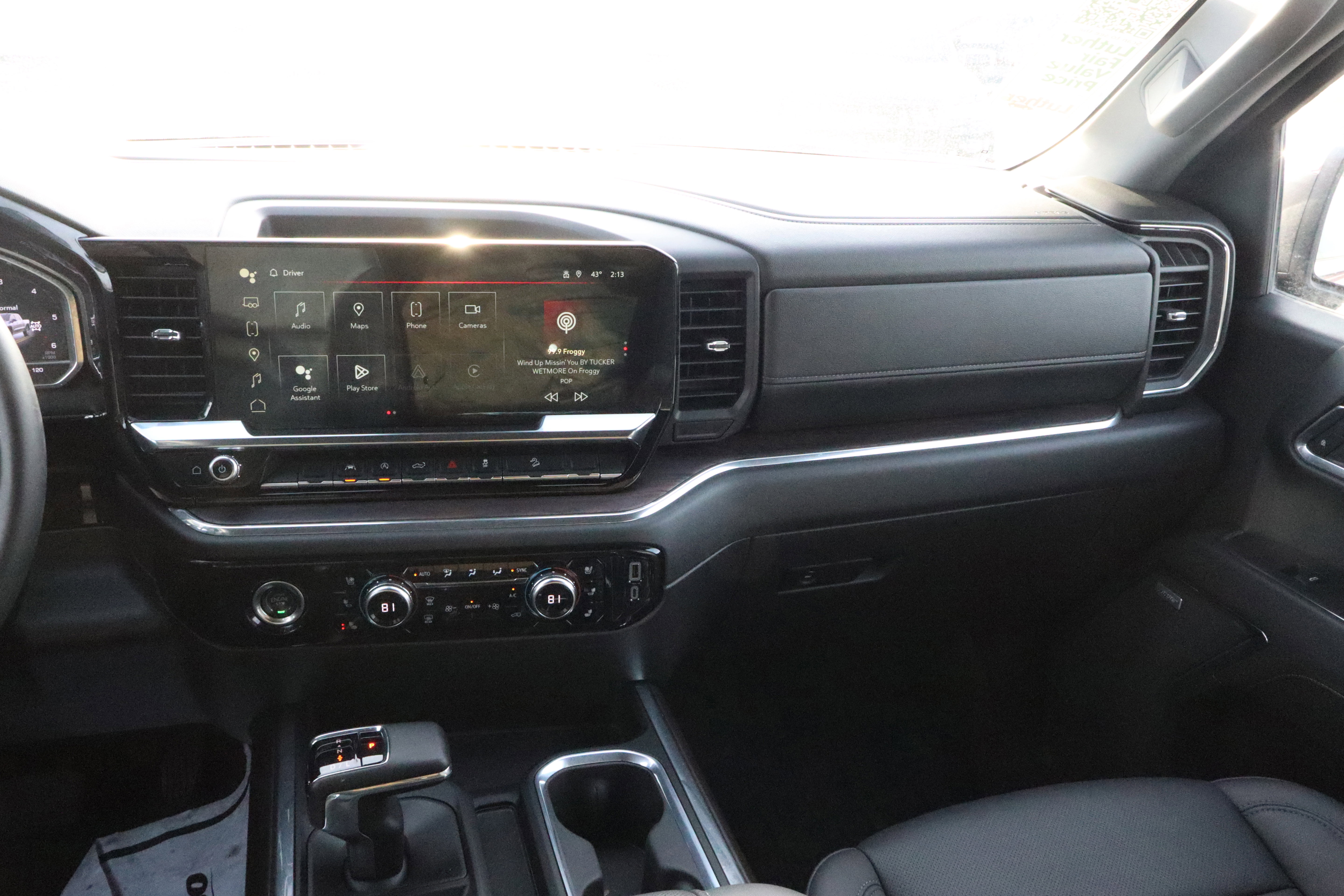 Certified 2024 GMC Sierra 1500 SLT w/ SLT Premium Package image 11