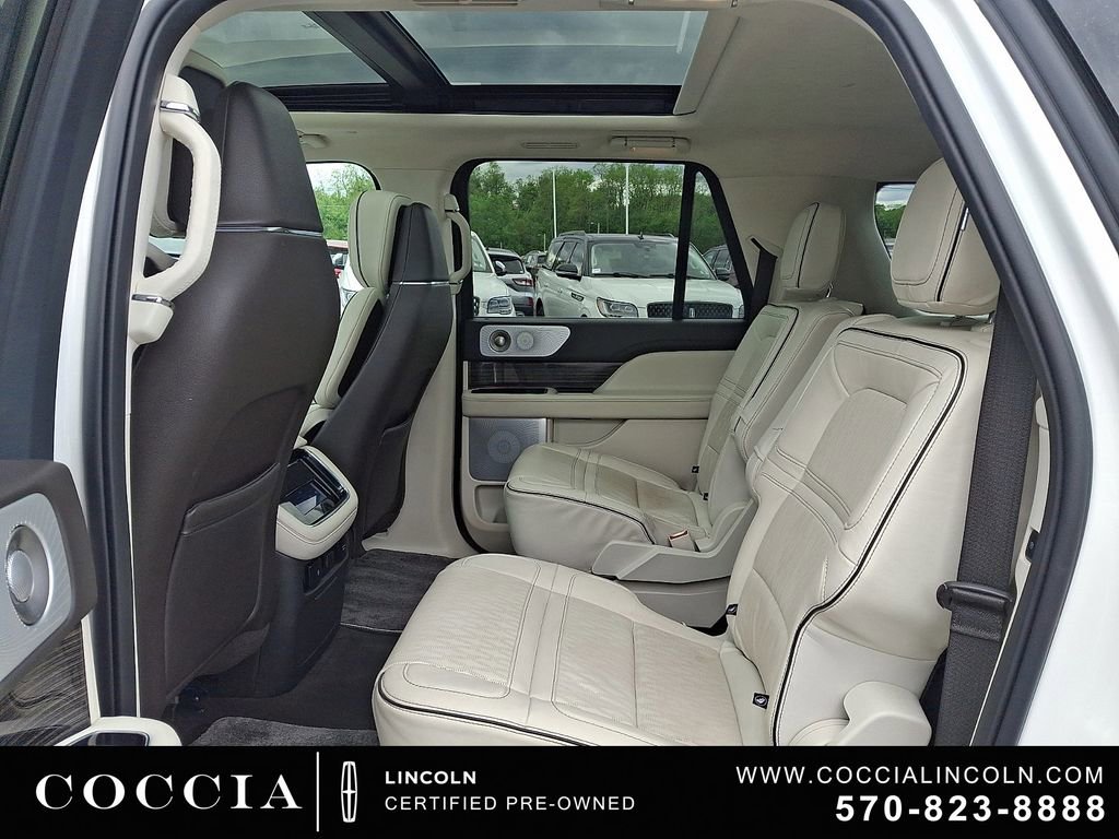 Certified 2024 Lincoln Navigator L Black Label AWD/4WD image 11