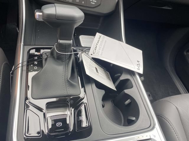 New 2027 Kia Carnival SX FWD image 19