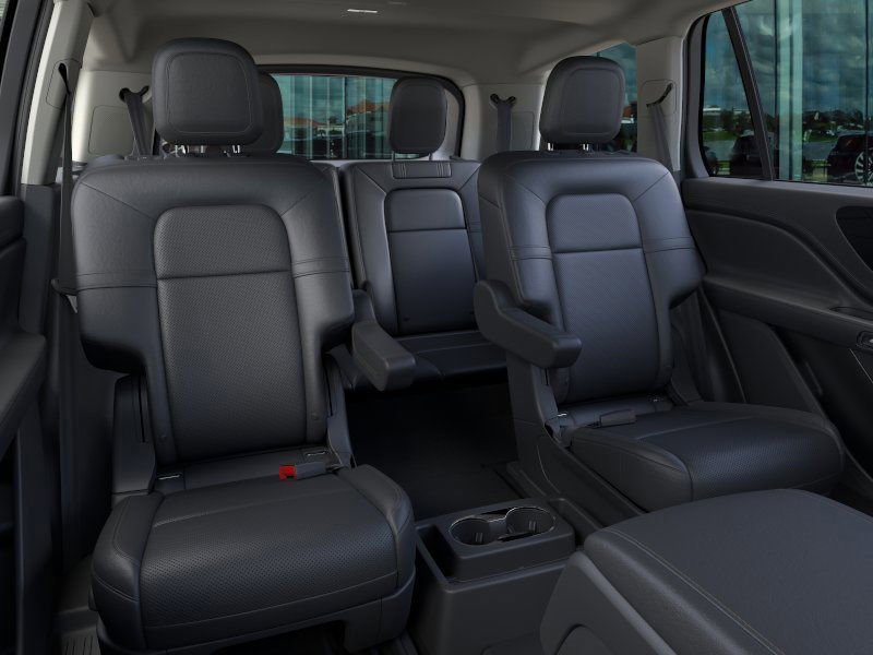 New 2026 Lincoln Aviator 2WD image 11