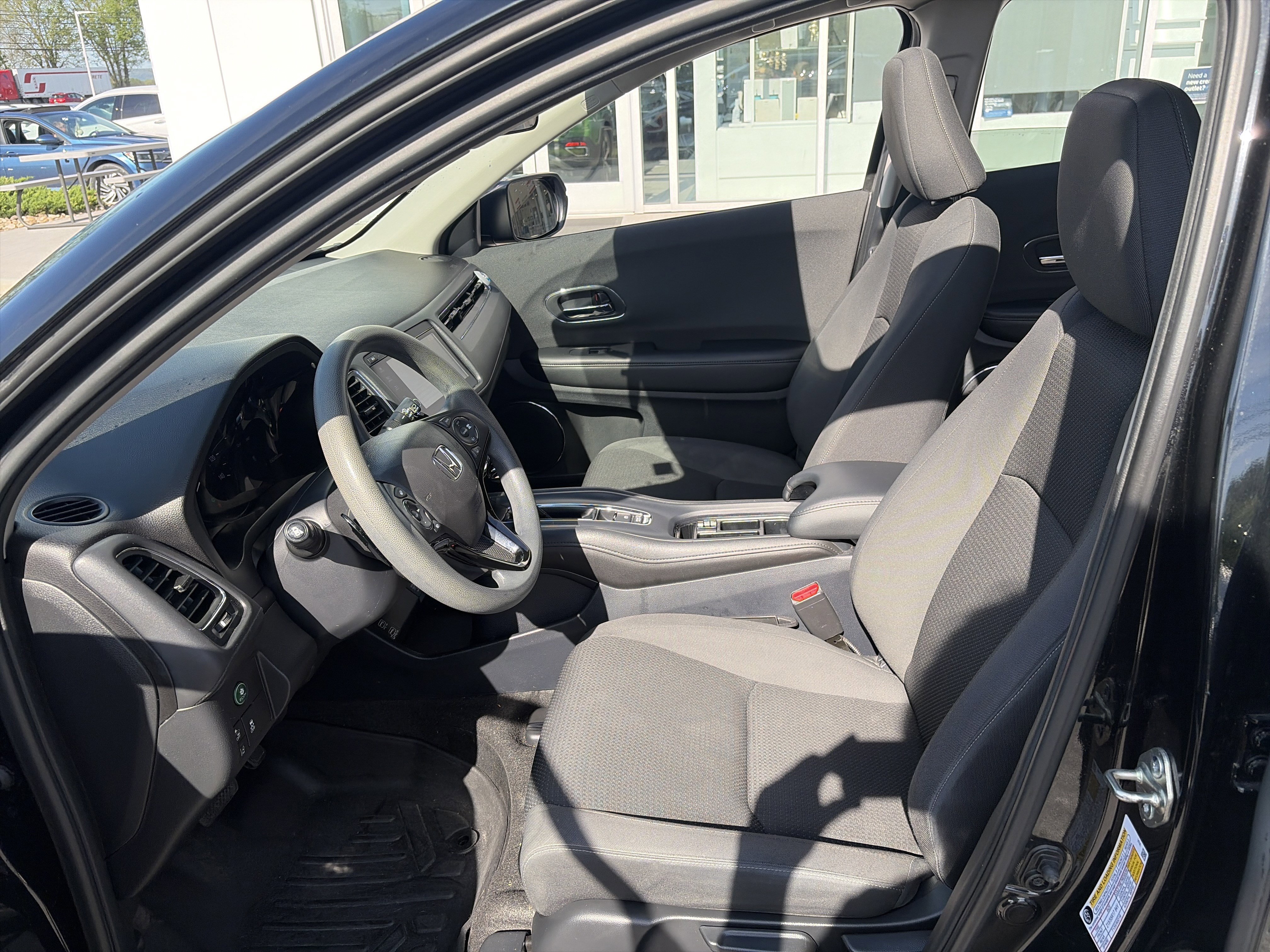 Used 2021 Honda HR-V EX image 8