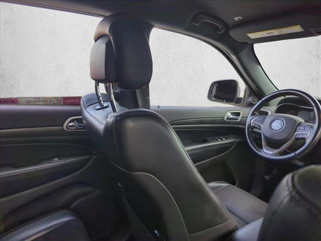 Used 2020 Jeep Grand Cherokee Altitude image 22