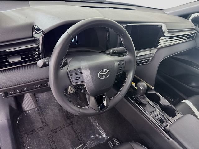 Certified 2025 Toyota Camry SE image 9