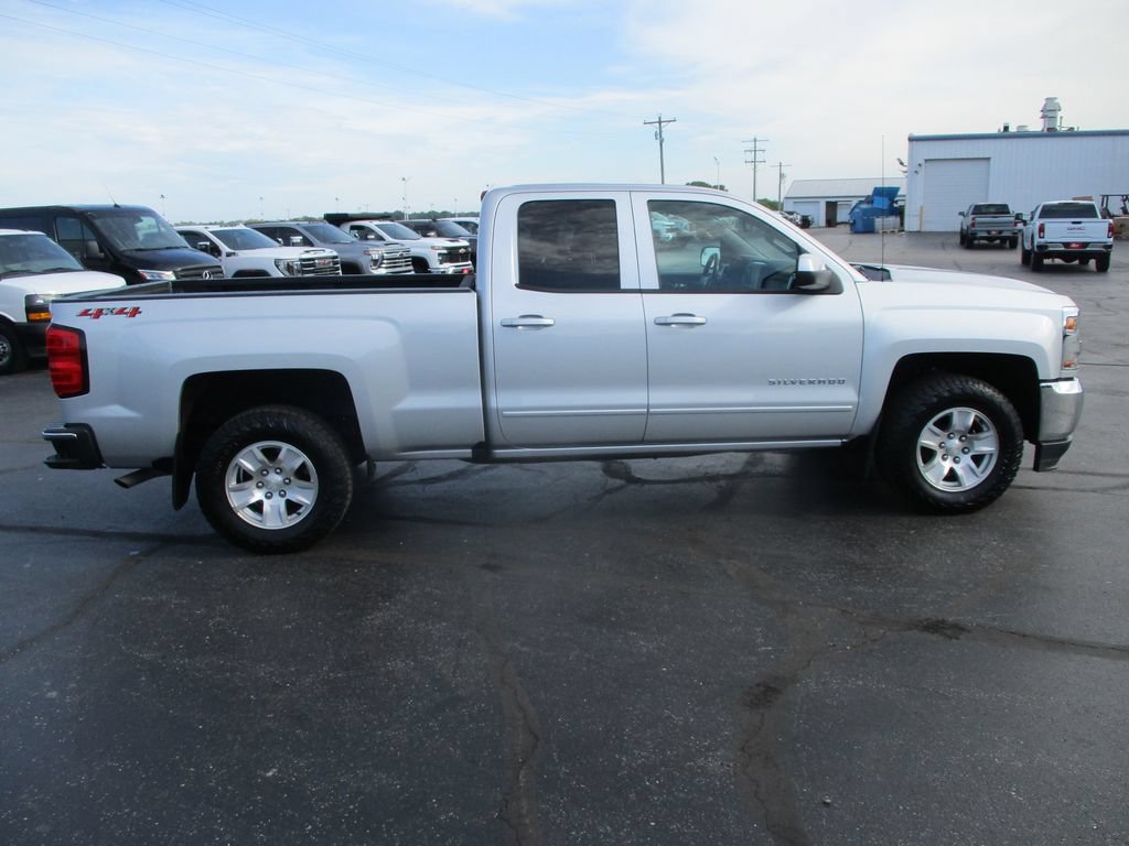 Certified 2019 Chevrolet Silverado 1500 LT AWD/4WD image 5