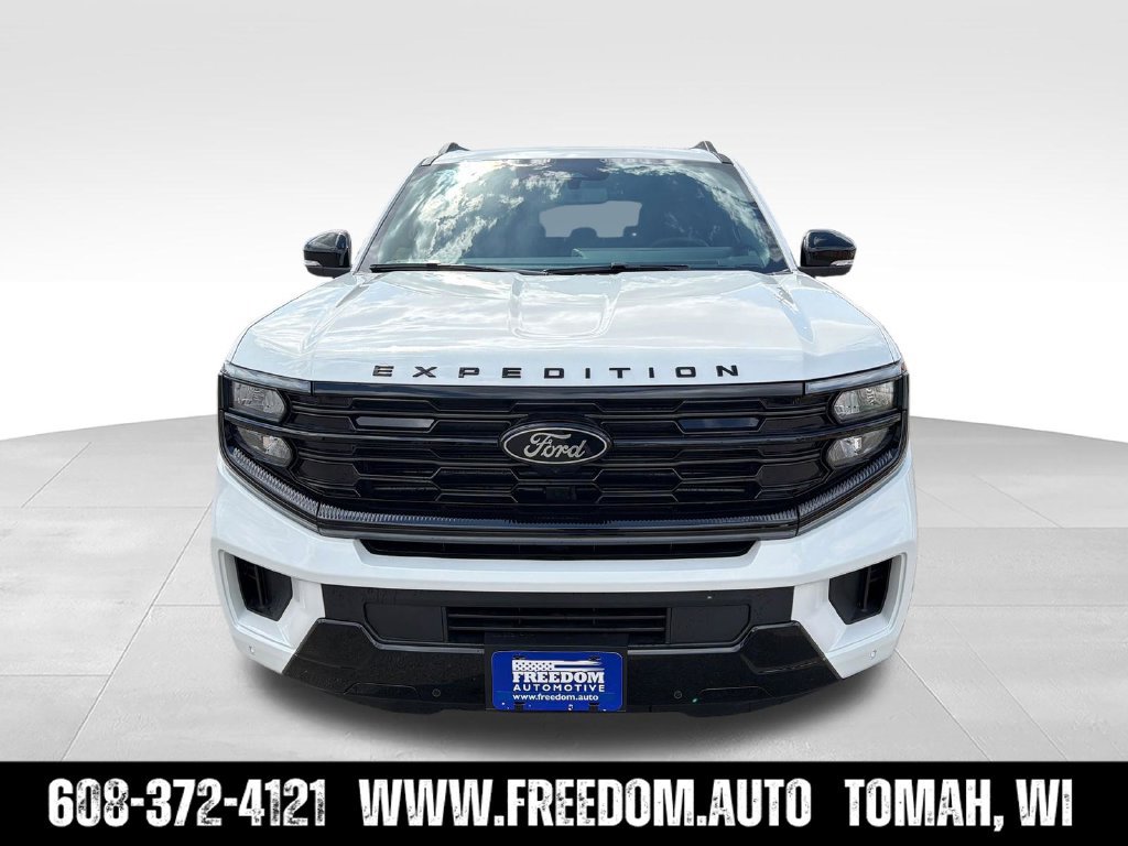 New 2026 Ford Expedition Max Platinum w/ Stealth Appearance Package AWD/4WD image 8