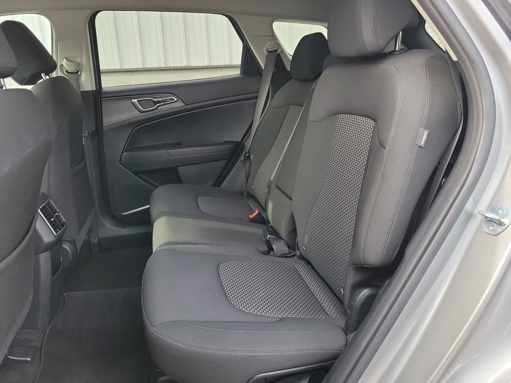 Used 2024 Kia Sportage LX FWD image 16