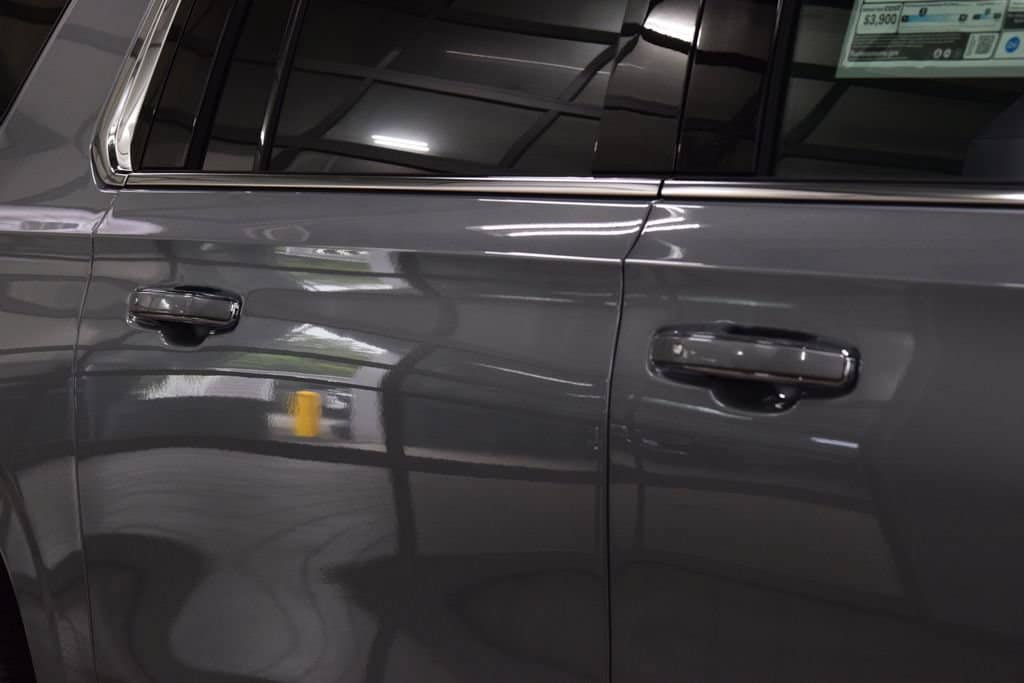 New 2026 Chevrolet Suburban Premier AWD/4WD image 18