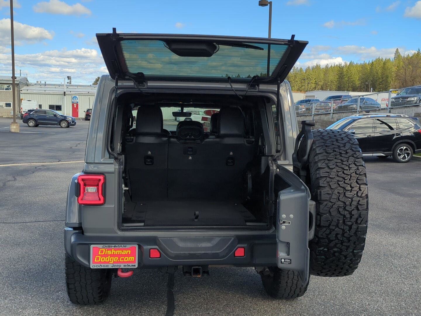 Used 2021 Jeep Wrangler Unlimited Rubicon AWD/4WD image 6