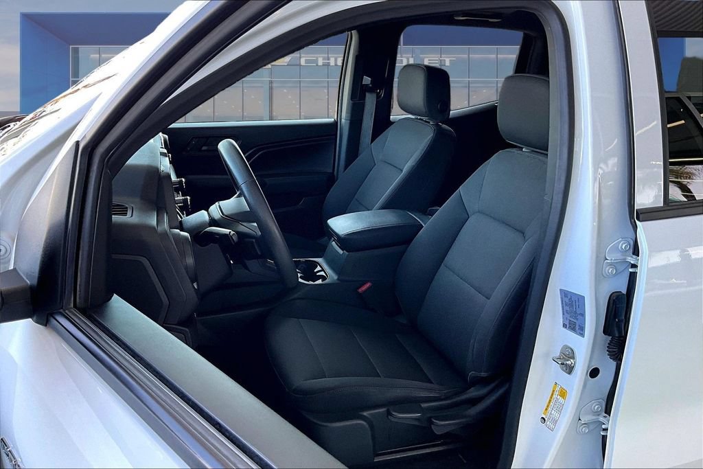 Used 2024 Chevrolet Colorado W/T AWD/4WD image 14
