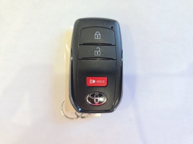 Used 2025 Toyota Tacoma TRD Sport AWD/4WD image 31
