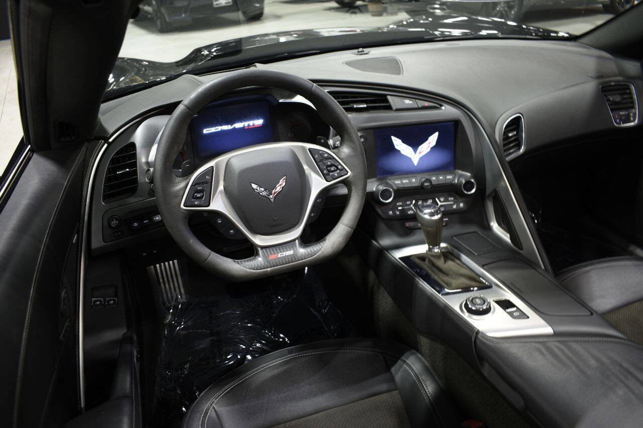 Used 2017 Chevrolet Corvette Z06 image 19