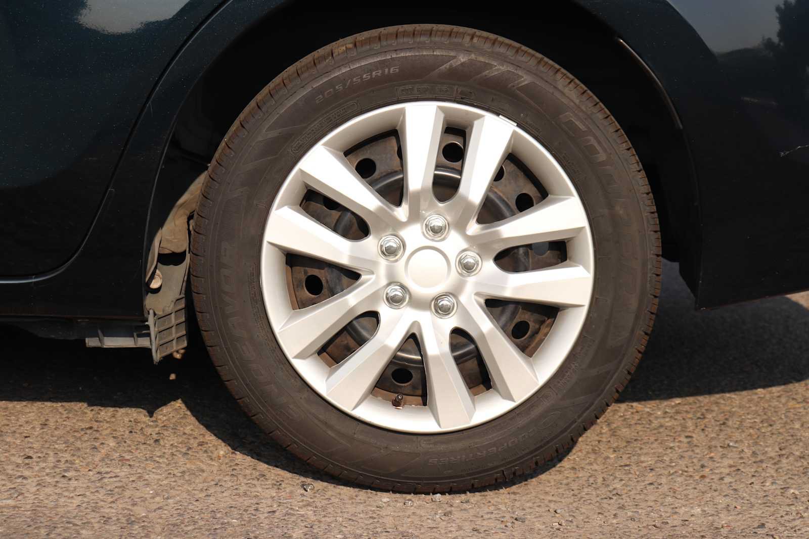 Certified 2019 Toyota Corolla LE w/ Carpet Mat Package (TMS) FWD image 9