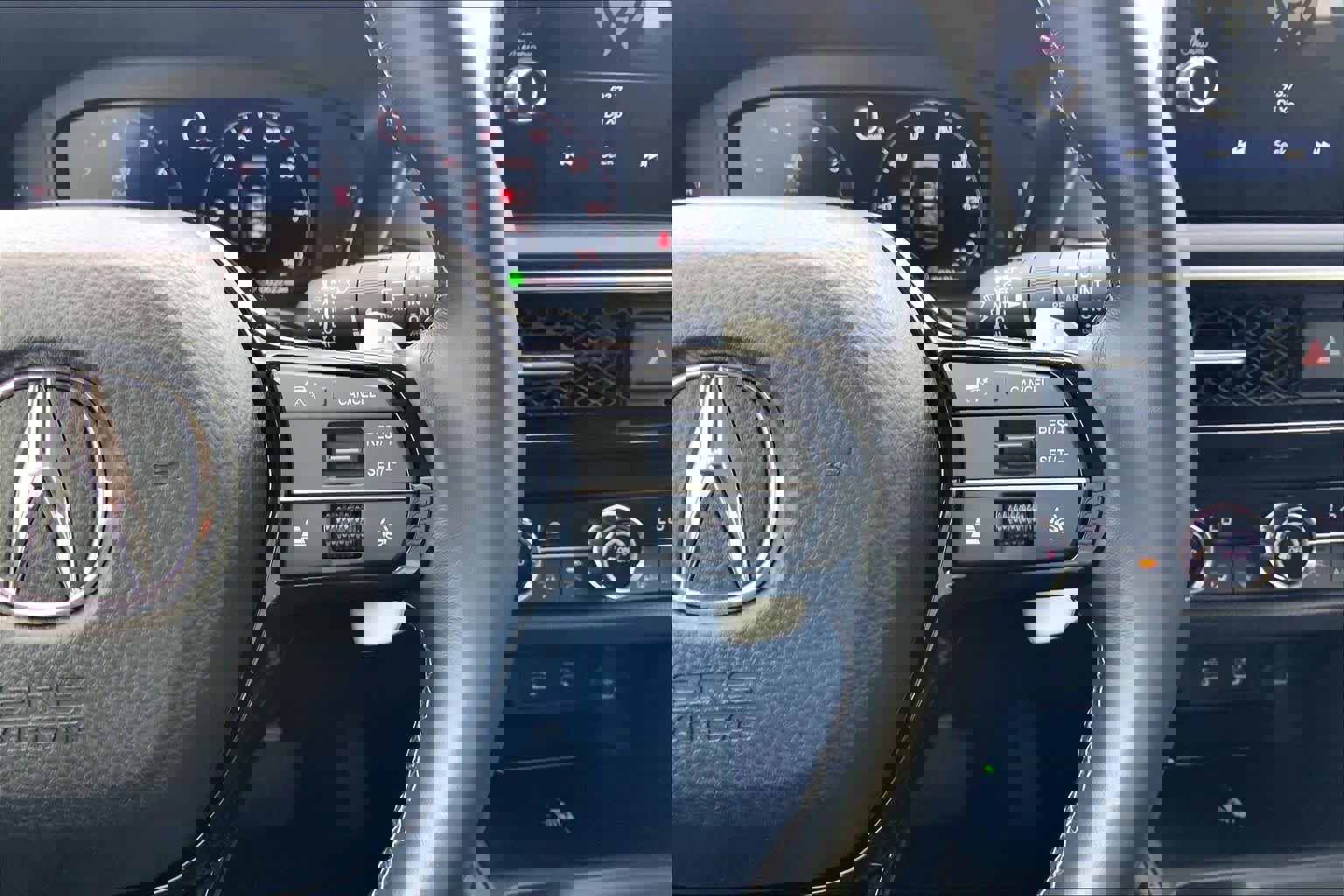 Used 2025 Acura ADX FWD image 23