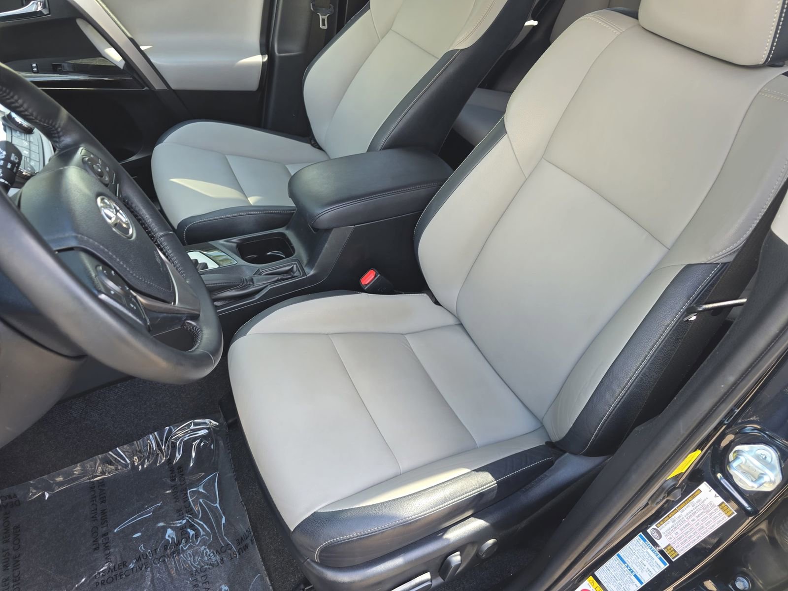 Used 2017 Toyota RAV4 Limited w/ Carpet Mat Package AWD/4WD image 19