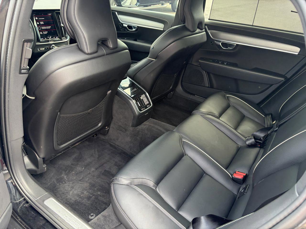 Used 2020 Volvo S90 T6 R-Design w/ Protection Package Premier AWD/4WD image 17