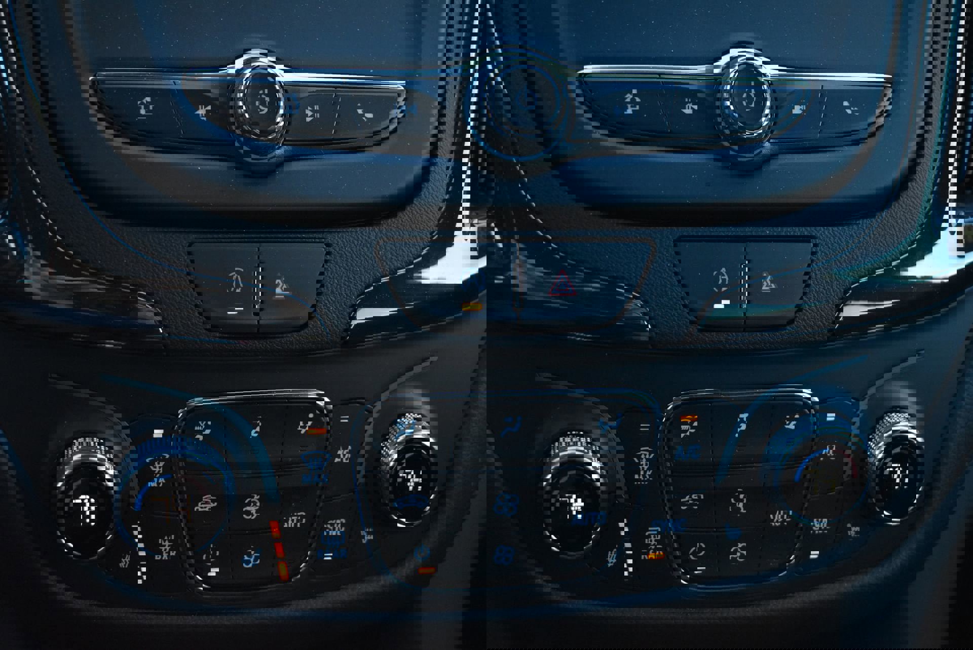 Used 2024 Chevrolet Equinox RS w/ LPO, Floor Liner Package image 29