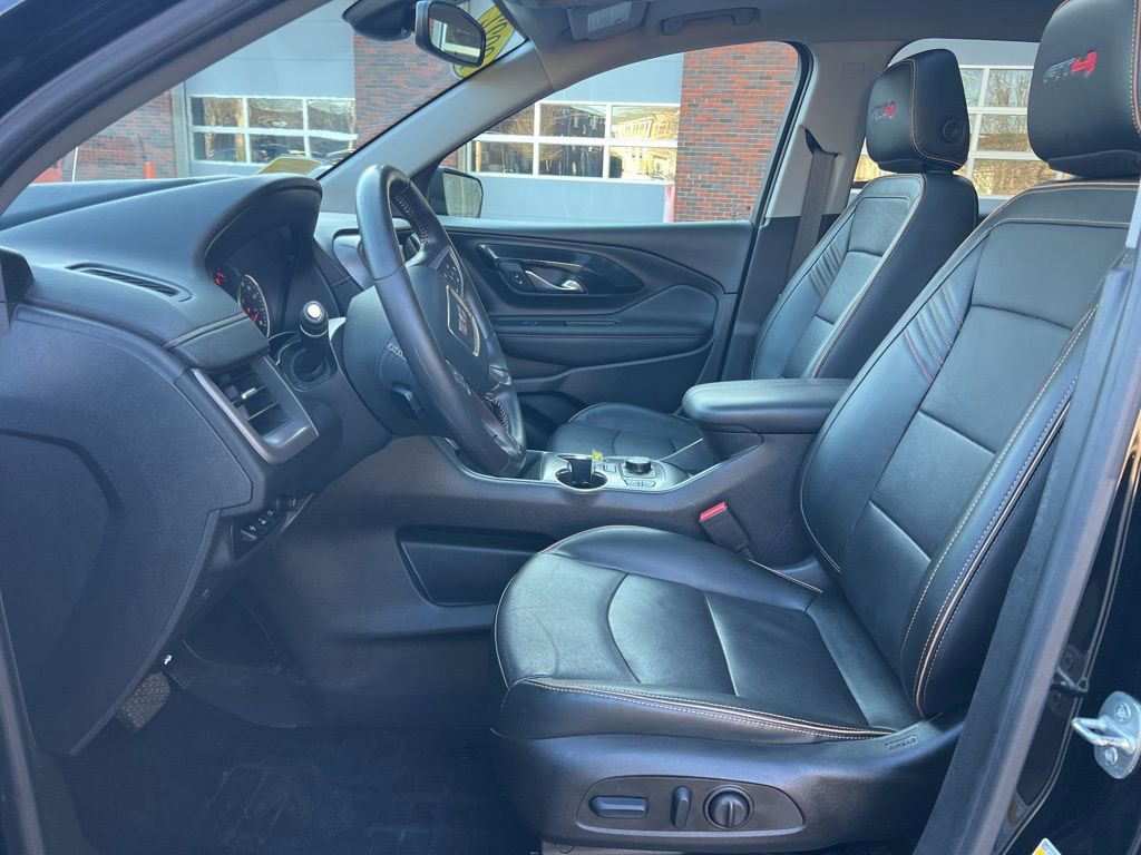 Used 2022 GMC Terrain AT4 w/ Infotainment Package II image 16
