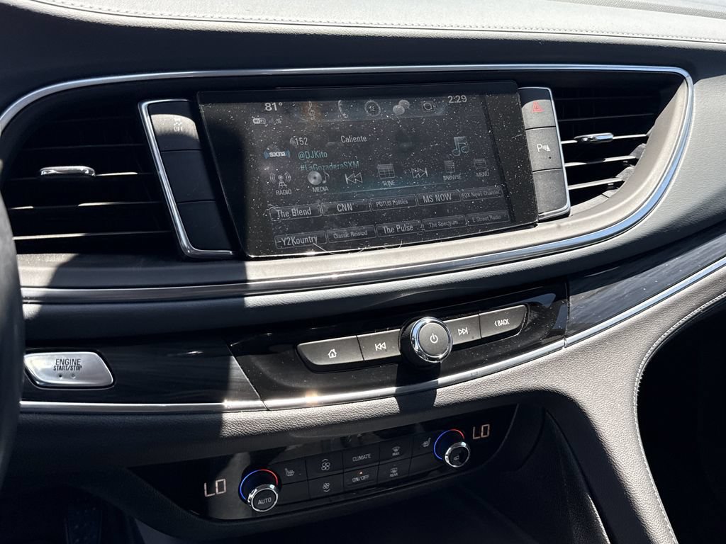Used 2019 Buick Enclave Essence FWD image 21