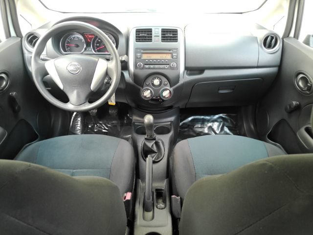 Used 2014 Nissan Versa Note S FWD image 3