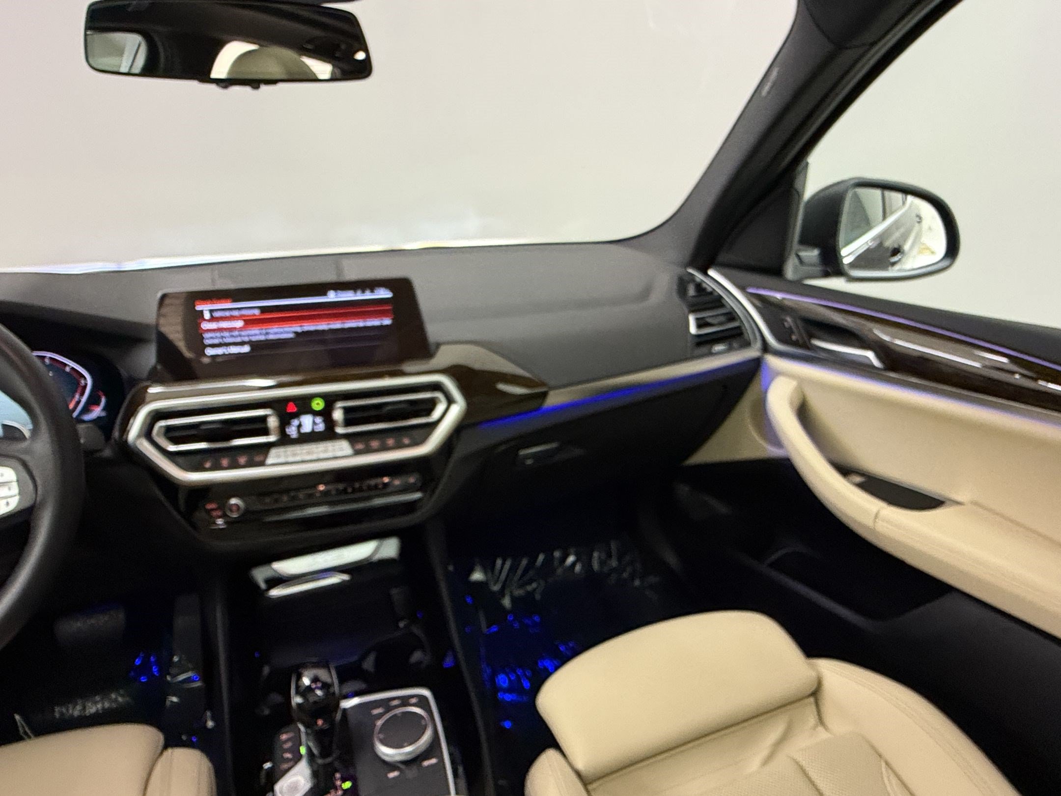 Certified 2024 BMW X3 sDrive30i w/ Convenience Package RWD image 29
