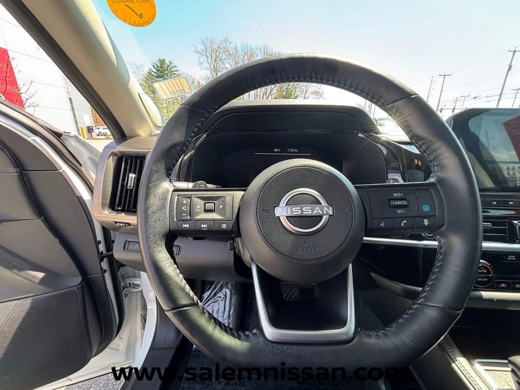 Certified 2023 Nissan Pathfinder Platinum w/ Lighting Package (N92) AWD/4WD image 8