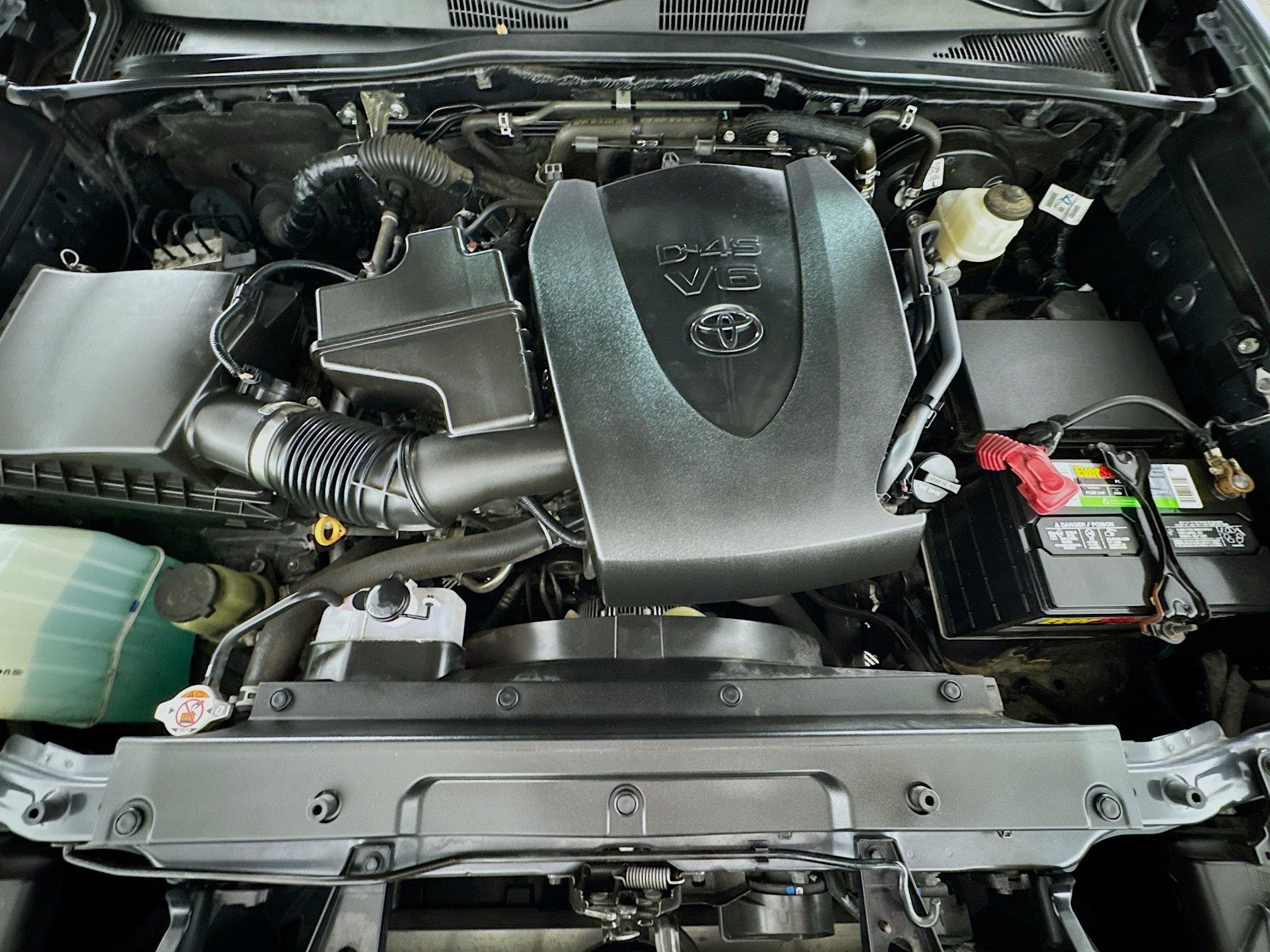 Certified 2023 Toyota Tacoma SR AWD/4WD image 10