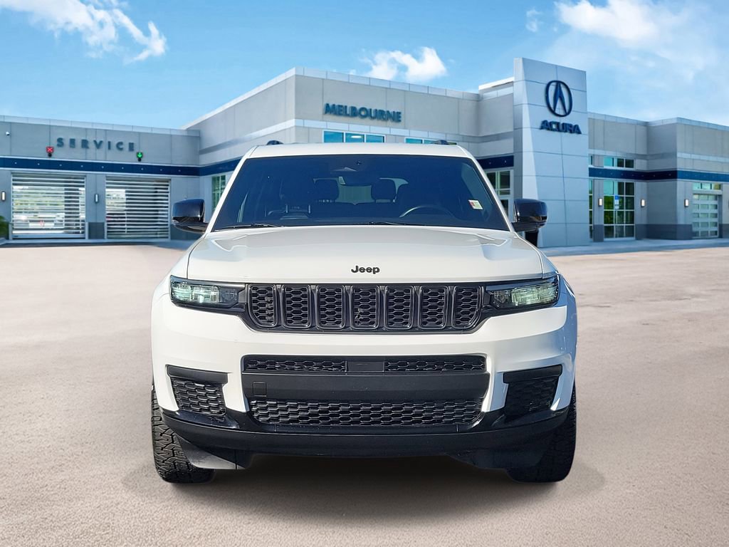 Used 2022 Jeep Grand Cherokee L Laredo image 2