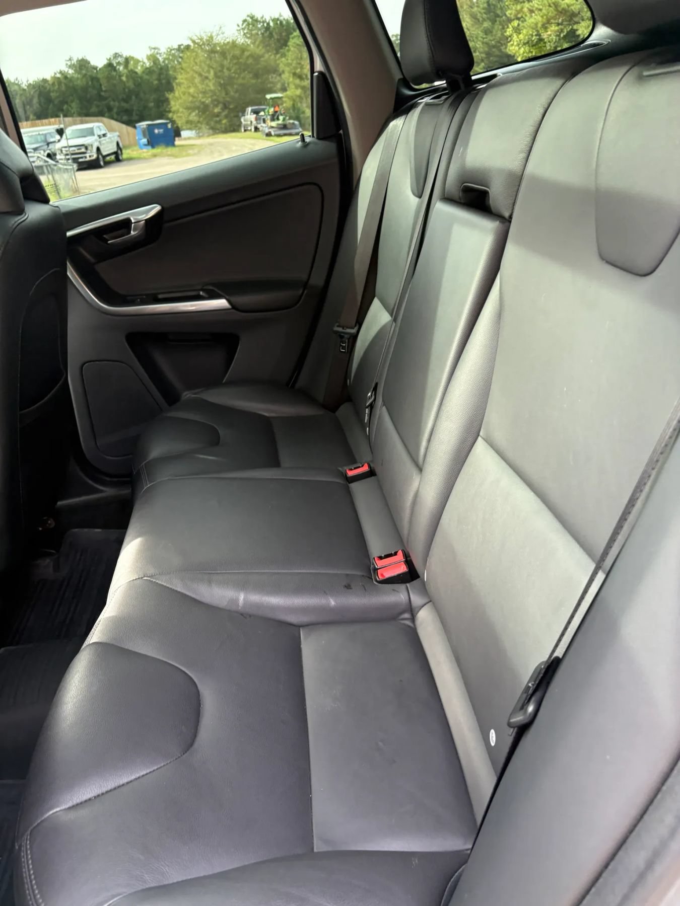 Used 2016 Volvo XC60 T6 Platinum AWD/4WD image 29