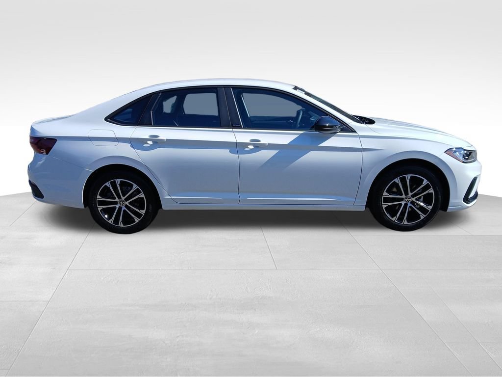 New 2026 Volkswagen Jetta Sport FWD image 6