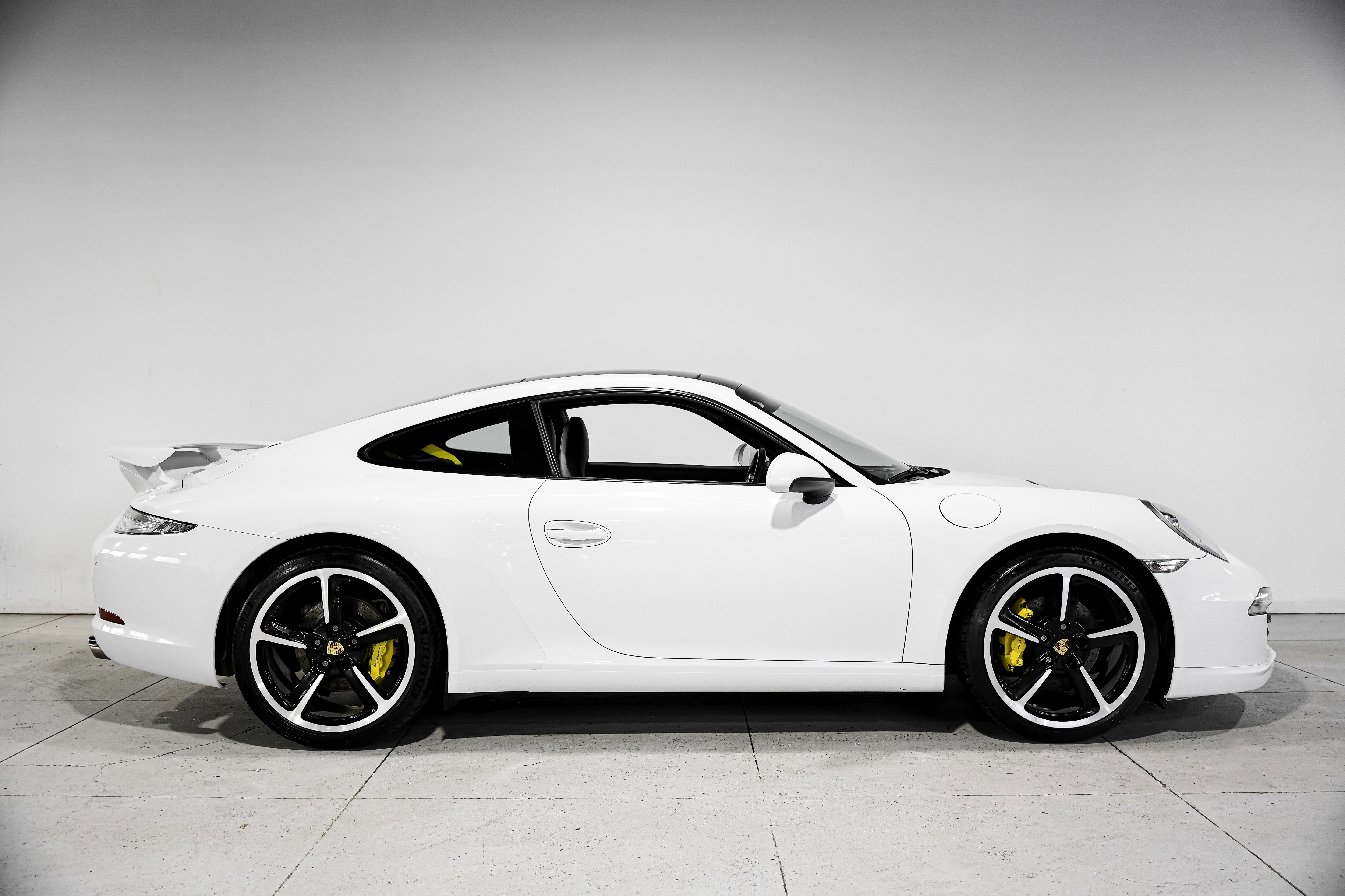 Used 2014 Porsche 911 Carrera image 2