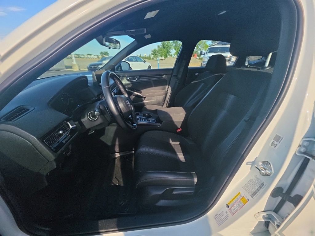 Used 2025 Honda Civic Sport image 13