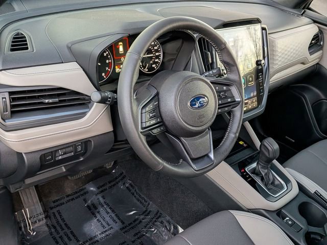 Used 2025 Subaru Forester Limited image 15