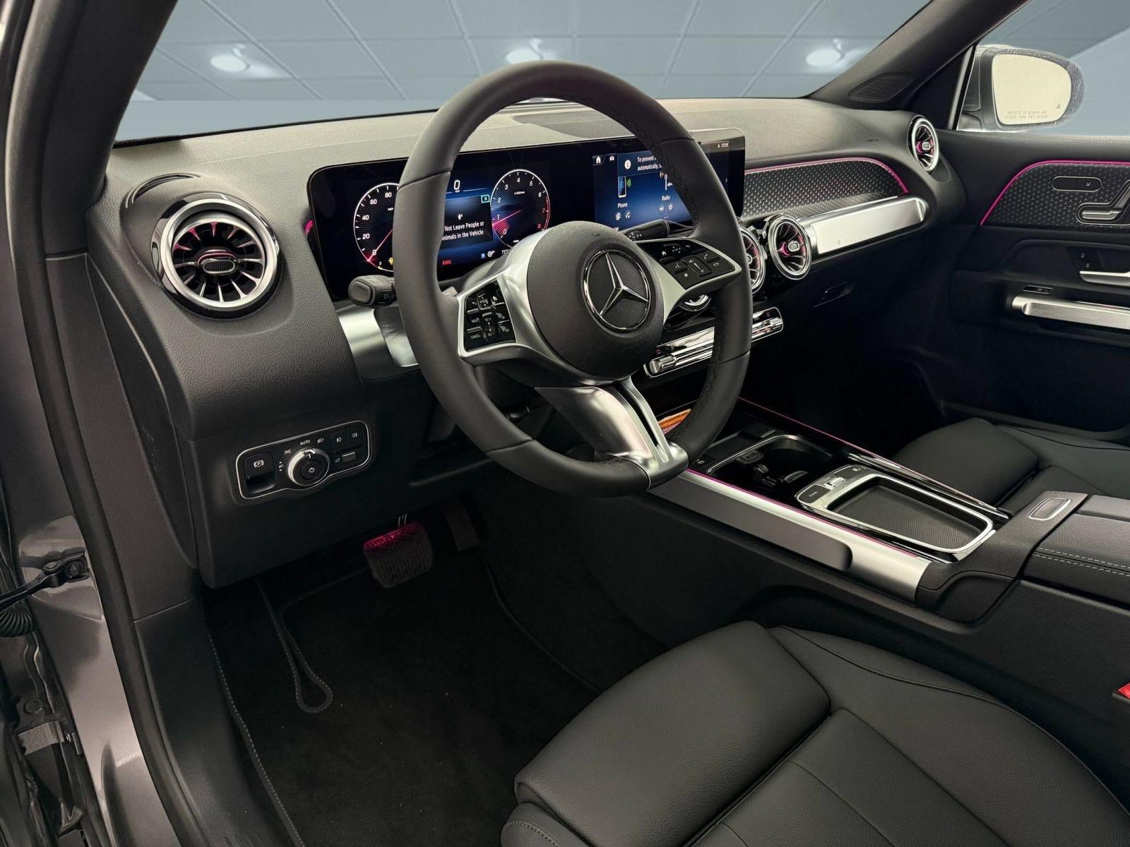 New 2026 Mercedes-Benz GLB 250 4MATIC image 4