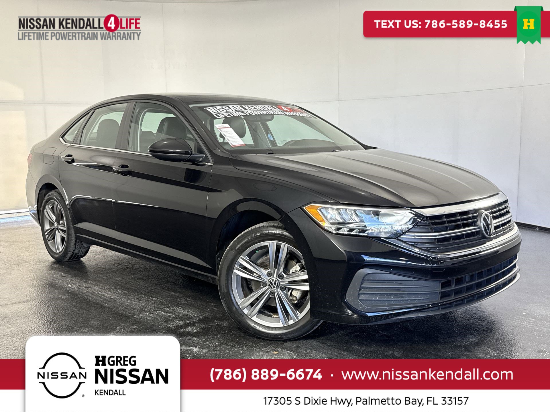 Used 2022 Volkswagen Jetta SE w/ Panoramic Sunroof Package