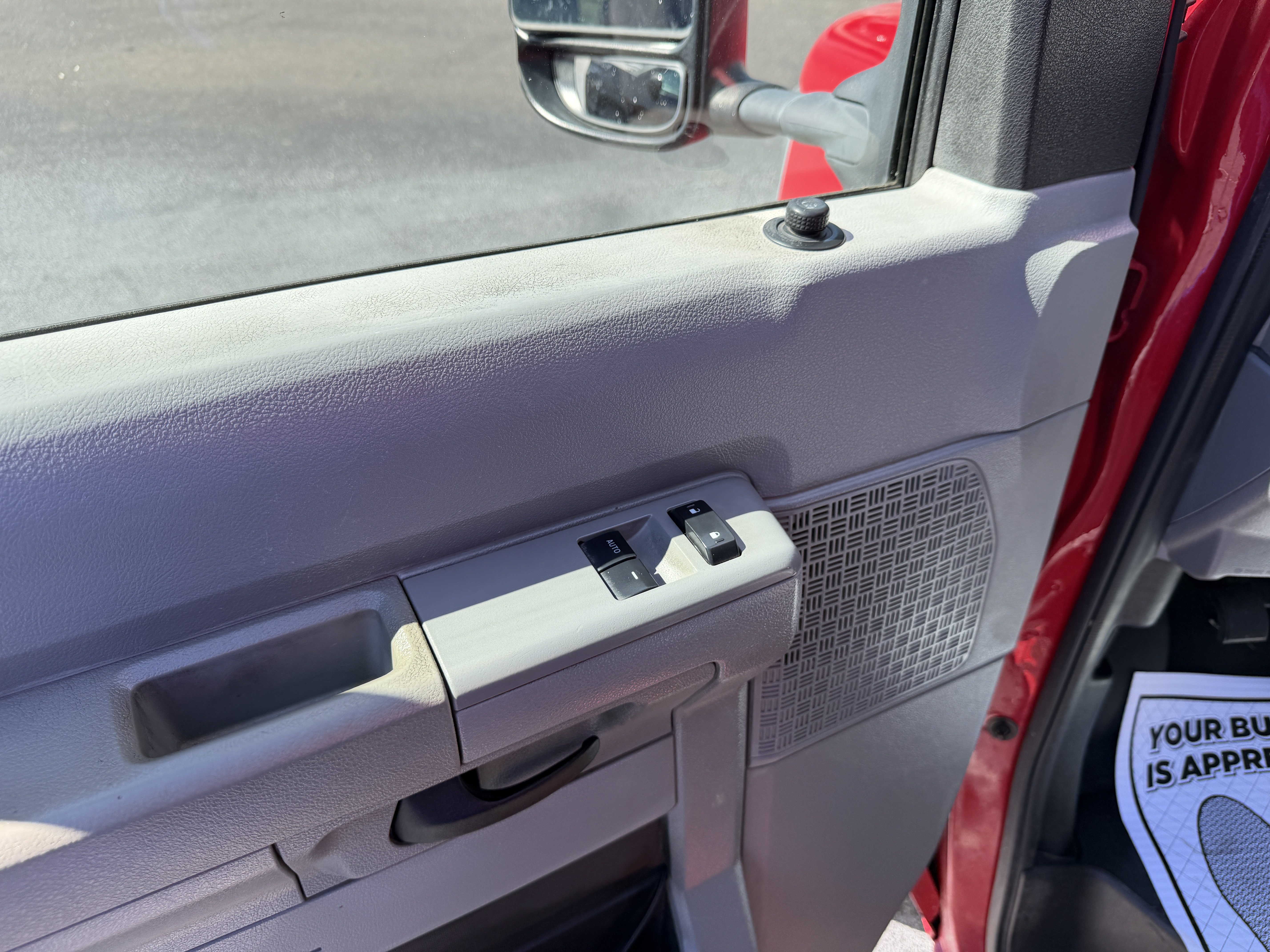 Used 2014 Ford E-350 and Econoline 350 Super Duty w/ Power Windows & Locks Group RWD image 18