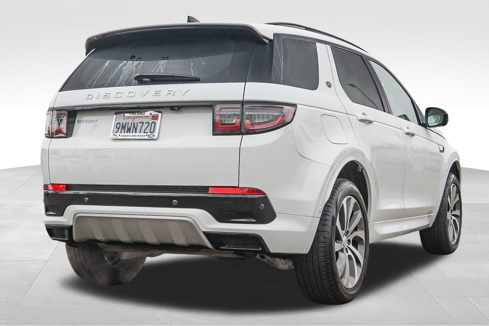 Used 2025 Land Rover Discovery Sport S image 5