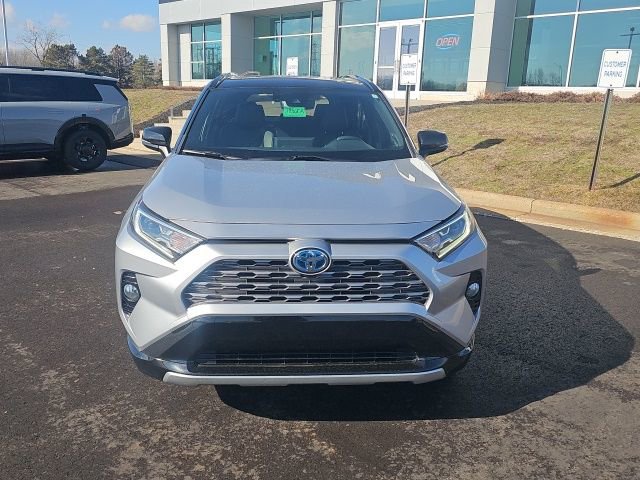 Used 2020 Toyota RAV4 XSE w/ XSE Grade Weather Package image 2