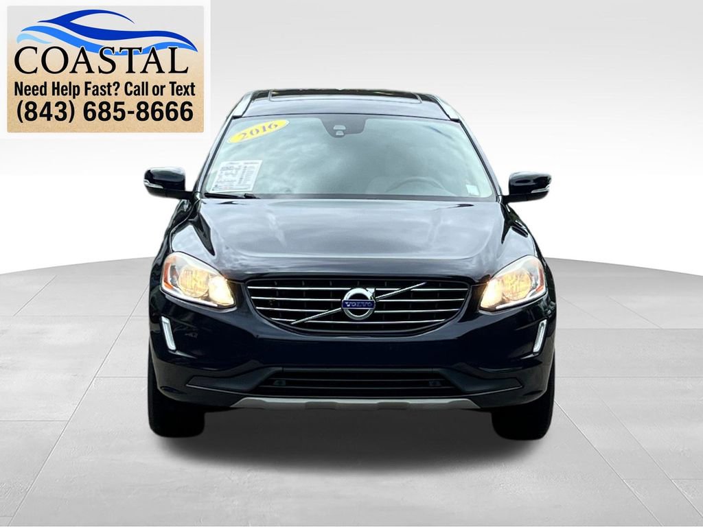 Used 2016 Volvo XC60 T6 w/ Proximity Package AWD/4WD image 2