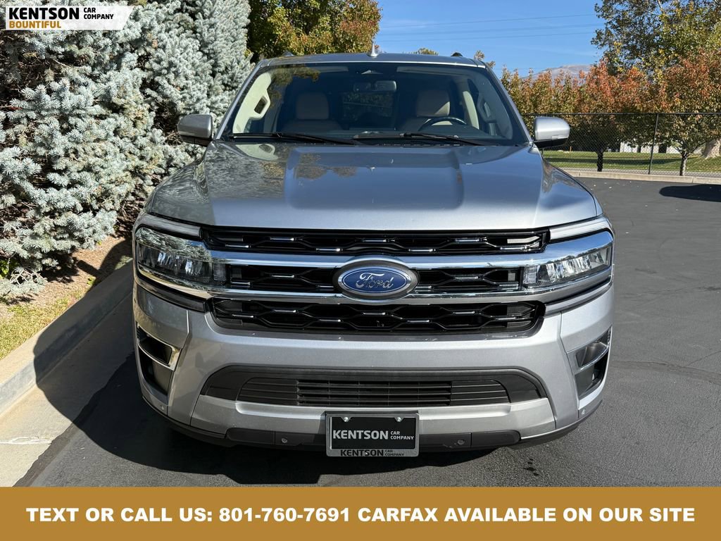 Used 2024 Ford Expedition Limited image 2