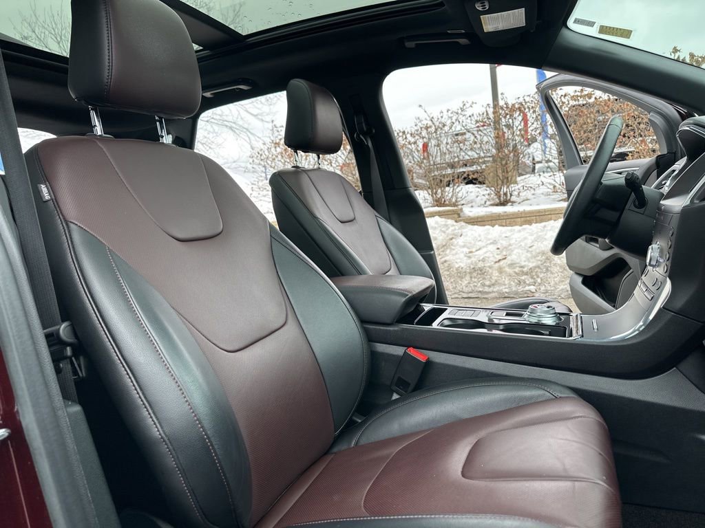 Used 2020 Ford Edge Titanium w/ Equipment Group 301A image 28